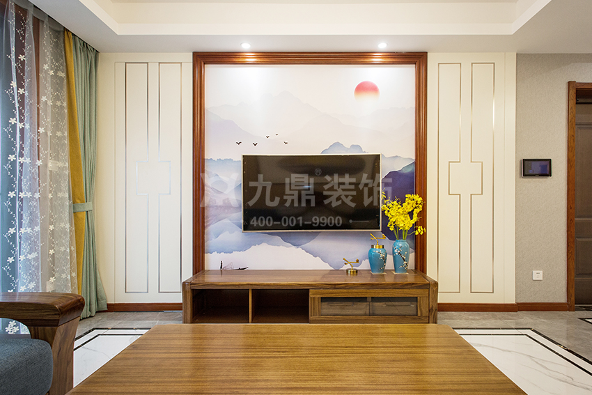 電視背景墻的軟裝設(shè)計讓客廳變得“高端、大氣、上檔次”